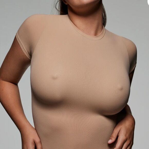 Skims Ultimate Apex Push-Up Bras
NIPPLE PUSH-UP BRA Onyx‎ 32B Nwt in packaging - Picture 4 of 8